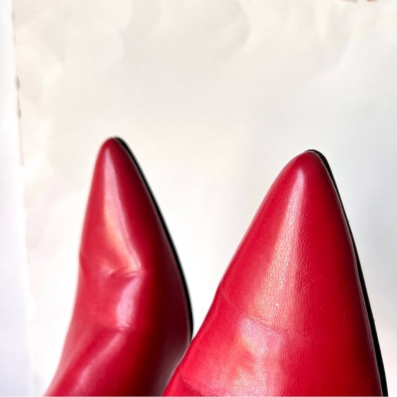 Vintage FIONI Faux Leather Fold Over Pointed Toe Booties—SZ. 6 - Picture 8 of 15